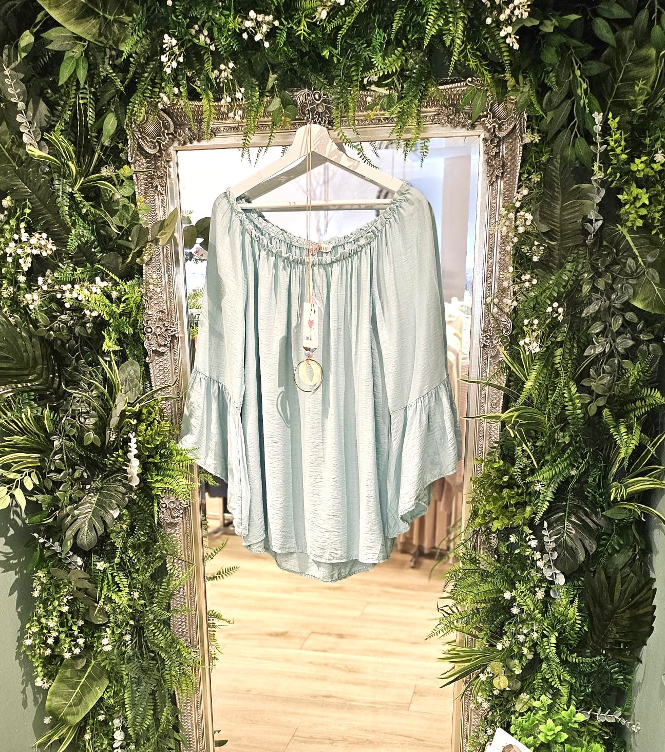 Belle bell sleeve necklace top, mint