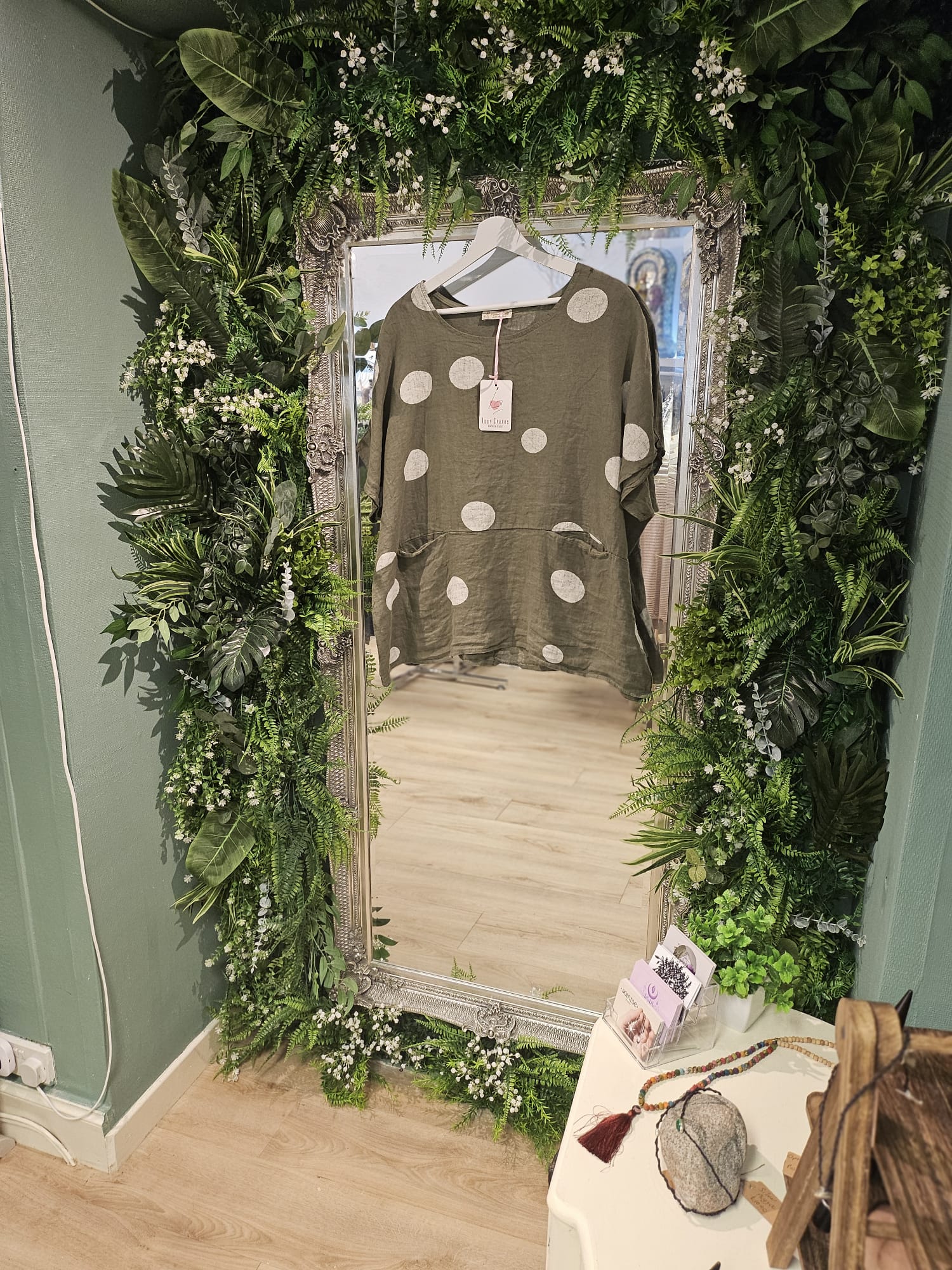 Polka dot linen top, khaki