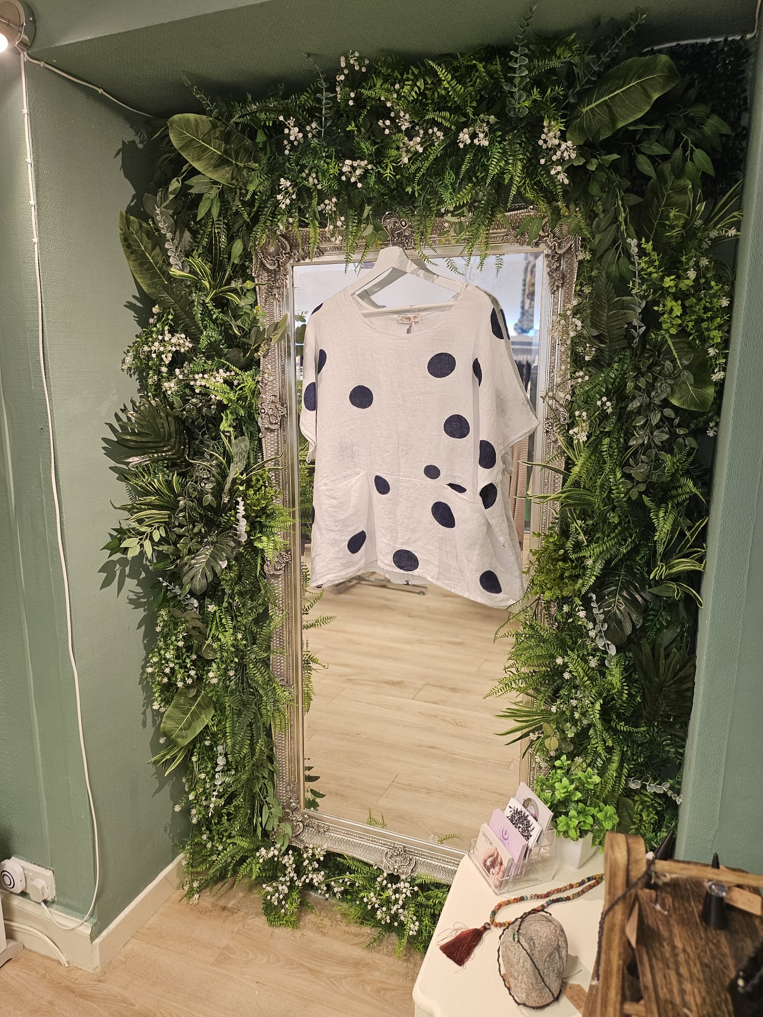 Polka dot linen top, white and blue