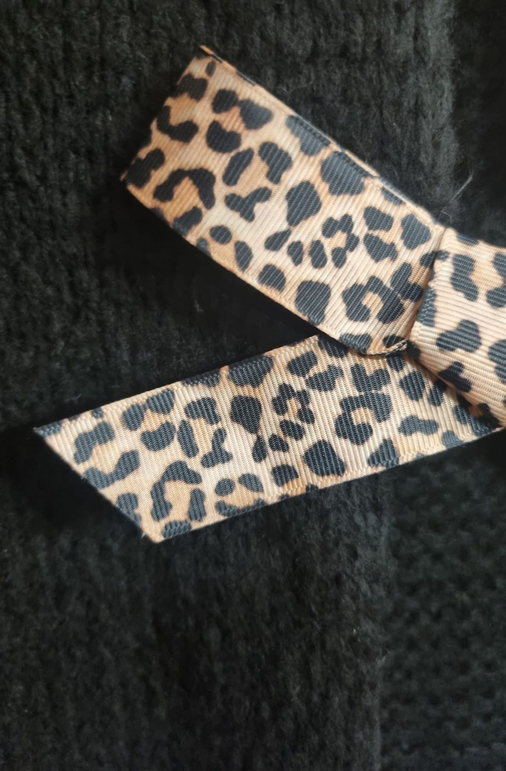 Stephanie leopard tie-up knitted cardigan, black